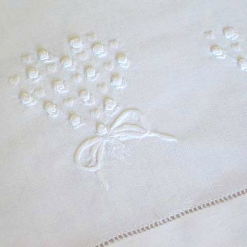 grub-rose-heart_white