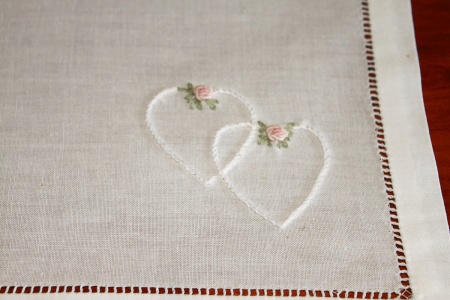 Linked Hearts - Placemat (33 x 48)